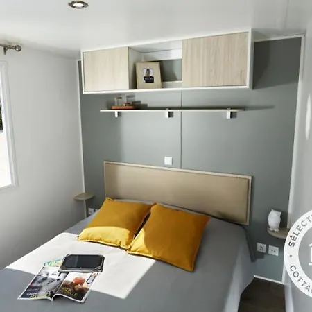 Camping Le Roussillon - Maeva